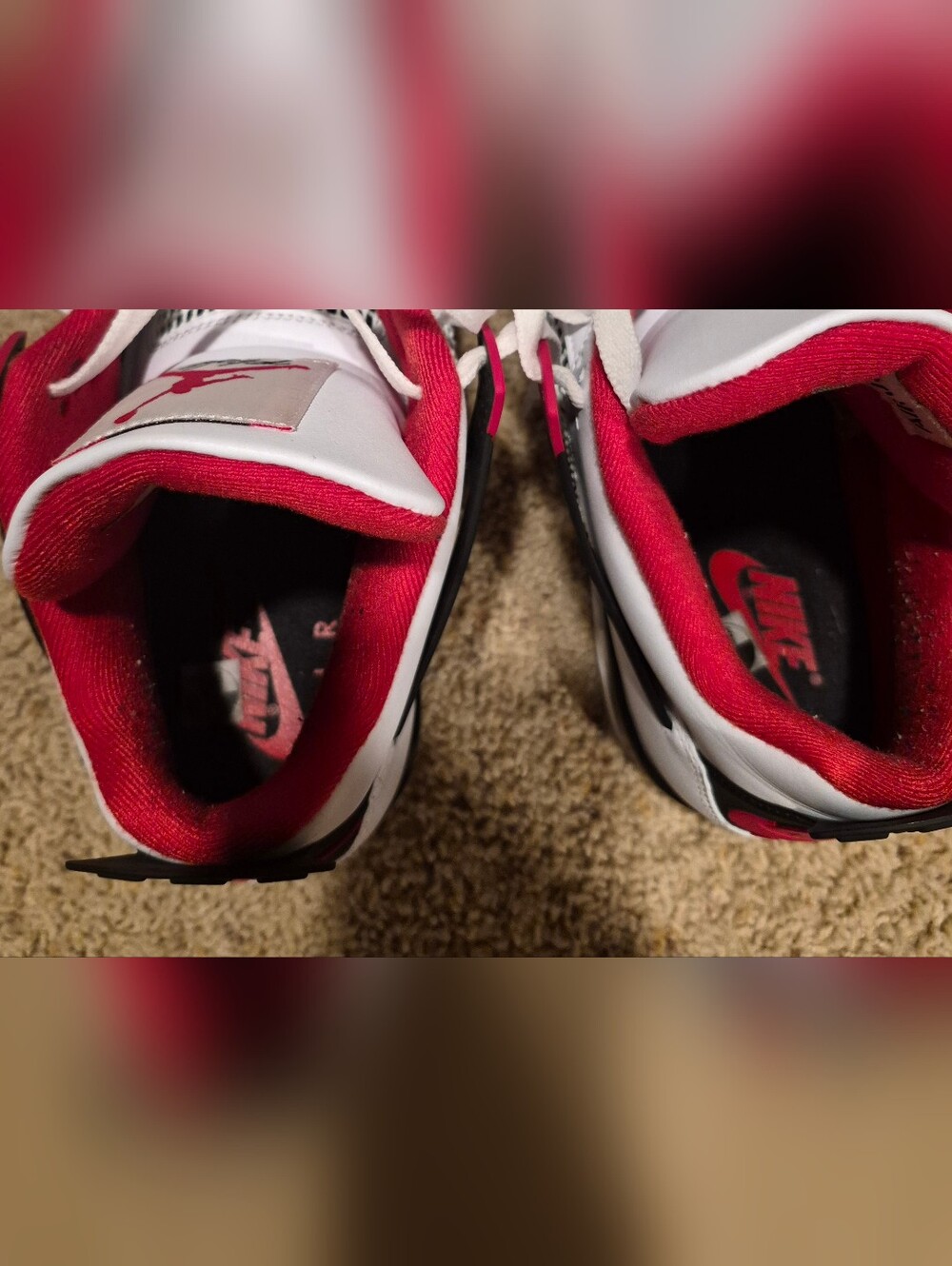 Jordan 4 Fire Red - Picture 4 of 8